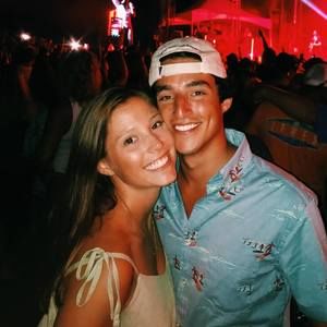 Meet your Posher, Lexi